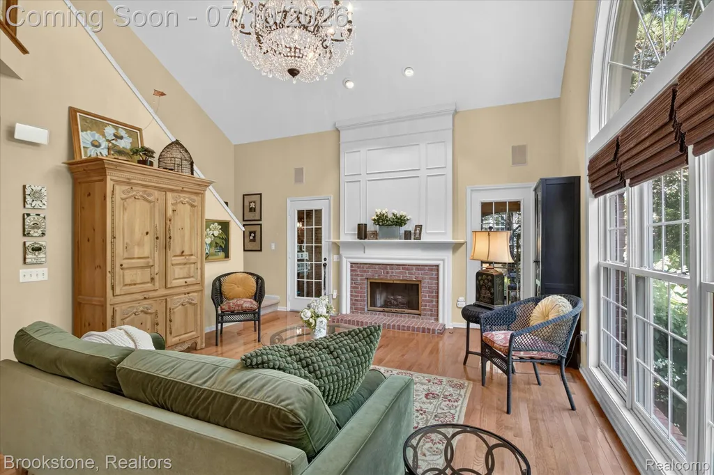 2189 Timberridge Drive West Bloomfield Charter Township MI 48324