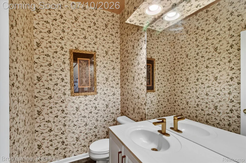 2189 Timberridge Drive West Bloomfield Charter Township MI 48324