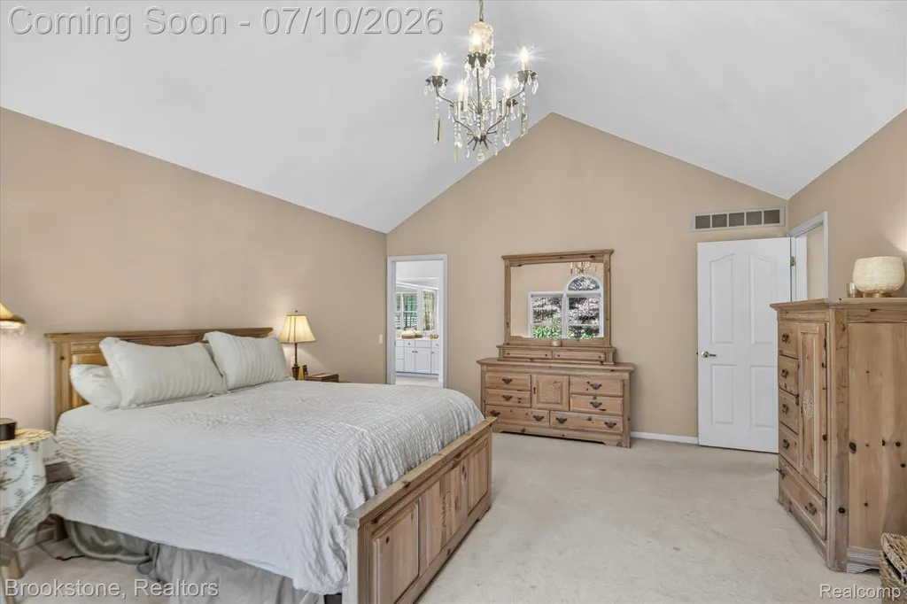 2189 Timberridge Drive West Bloomfield Charter Township MI 48324