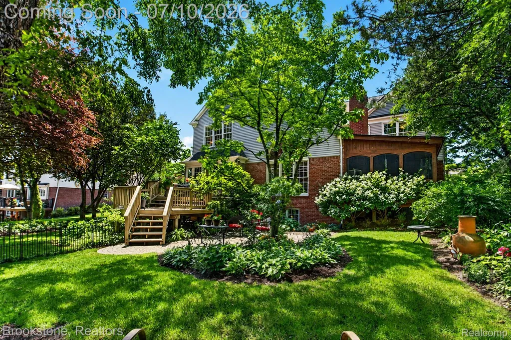 2189 Timberridge Drive West Bloomfield Charter Township MI 48324