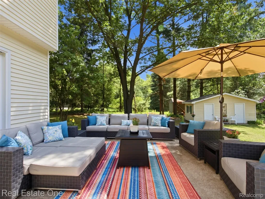 1230 Bald Eagle Lake Road Groveland Township MI 48462