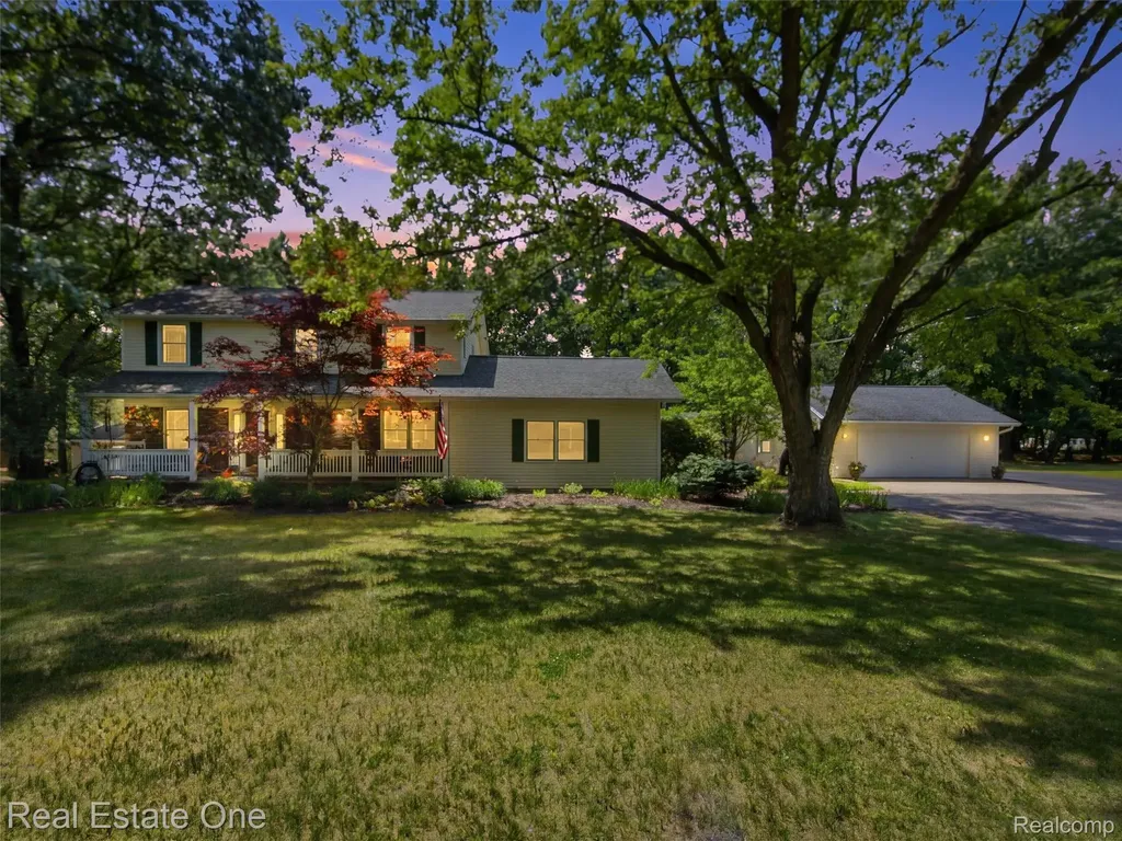 1230 Bald Eagle Lake Road Groveland Township MI 48462