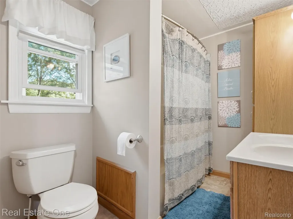 1230 Bald Eagle Lake Road Groveland Township MI 48462