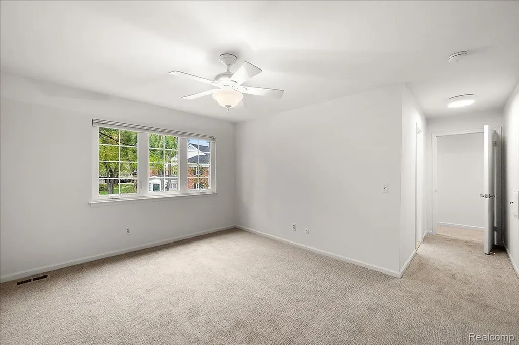 1000 Trailwood Path Bloomfield Hills City MI 48301