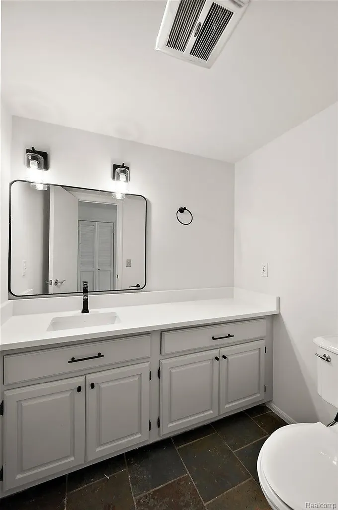 1000 Trailwood Path Bloomfield Hills City MI 48301
