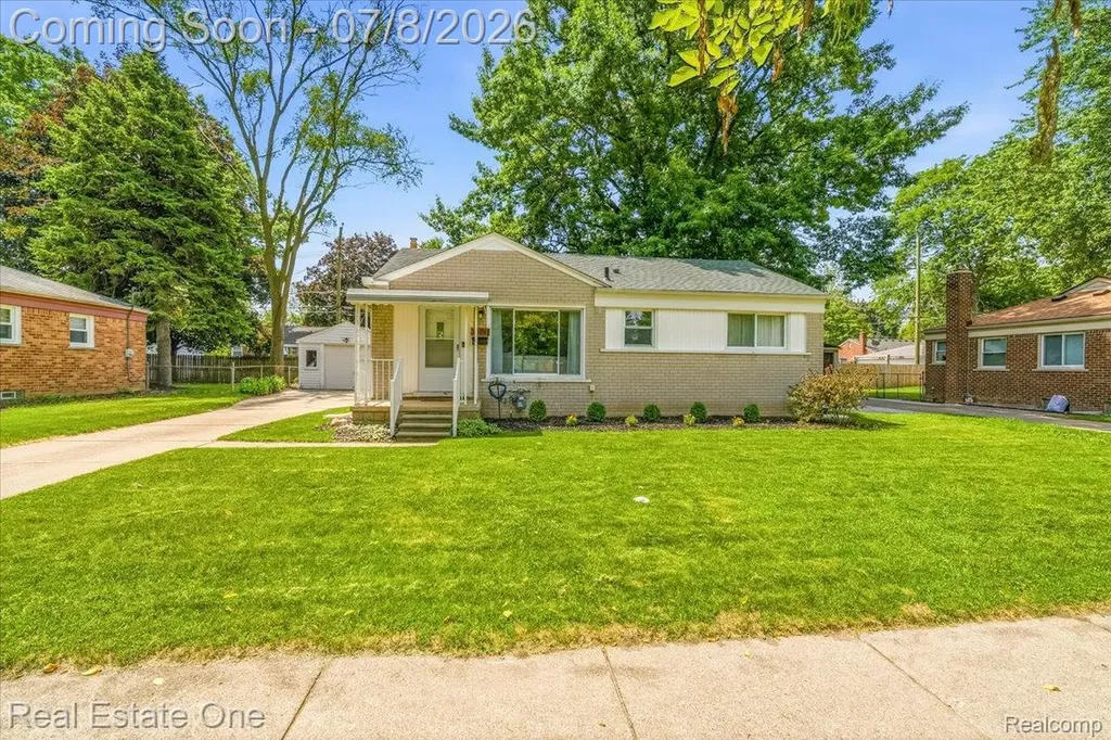 30741 Hathaway Street Livonia City MI 48150