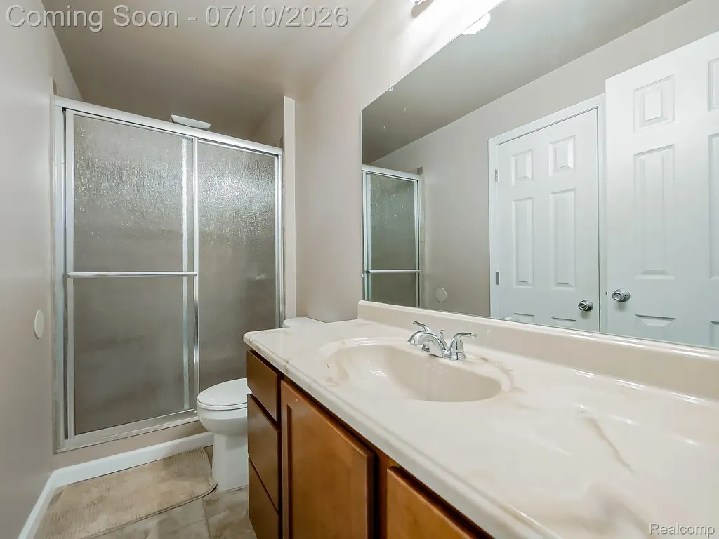 57492 Hawthorn Drive Washington Township MI 48094