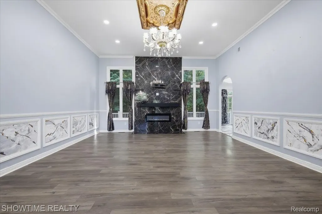 11656 Majestic Court Shelby Charter Township MI 48315