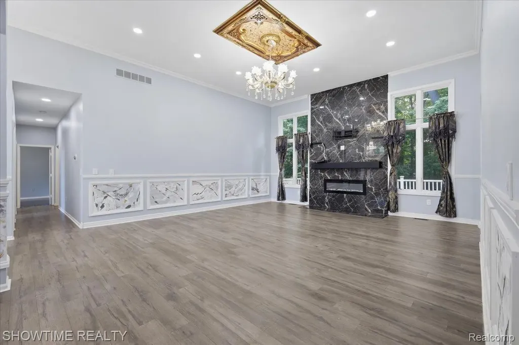 11656 Majestic Court Shelby Charter Township MI 48315