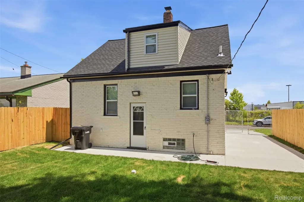 11423 Freeland Street Detroit City MI 48227