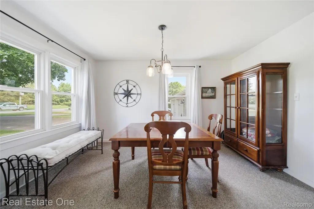 665 S Howell Street Pinckney Village MI 48169