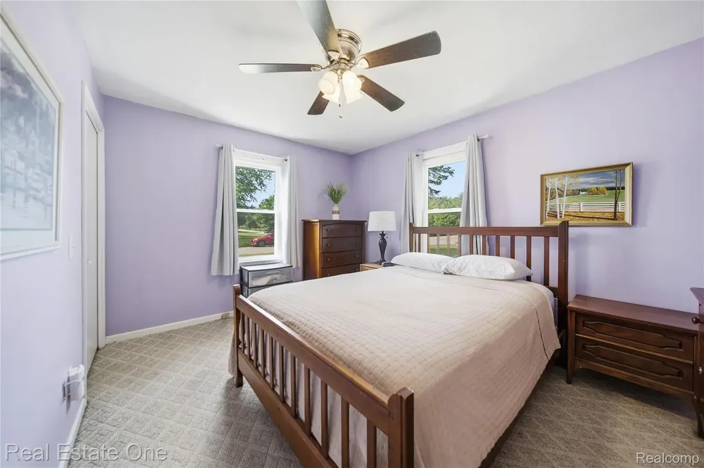 665 S Howell Street Pinckney Village MI 48169