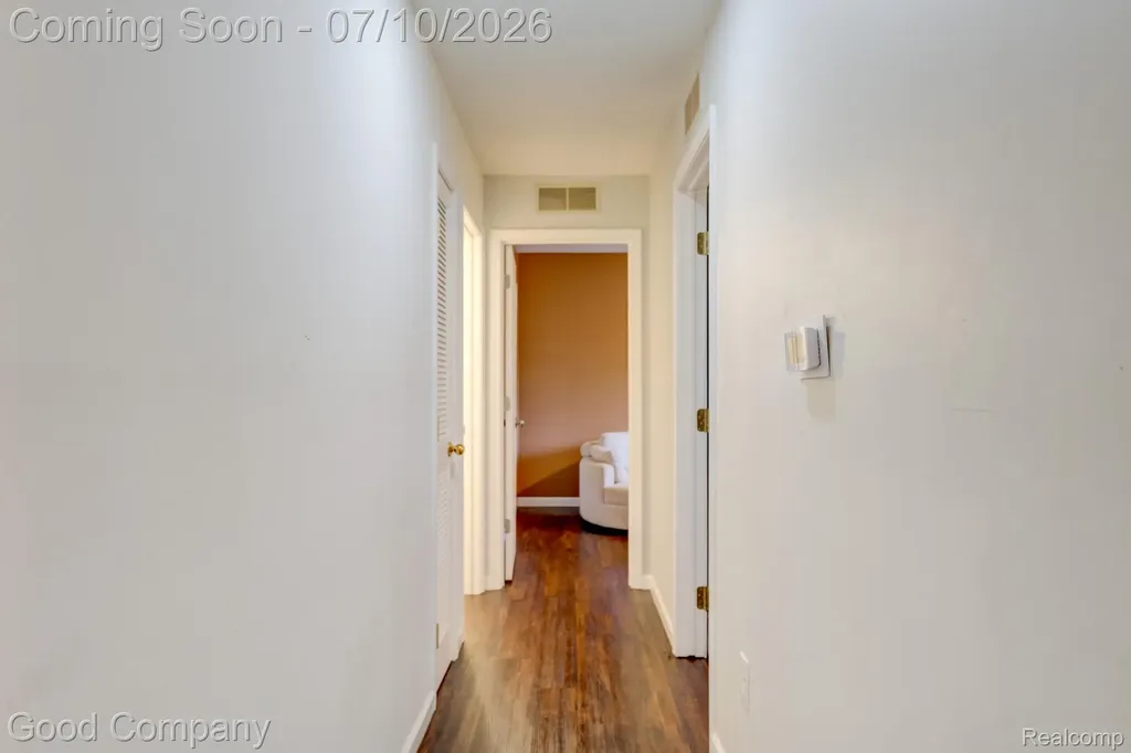 1525 Harbour Court Trenton City MI 48183