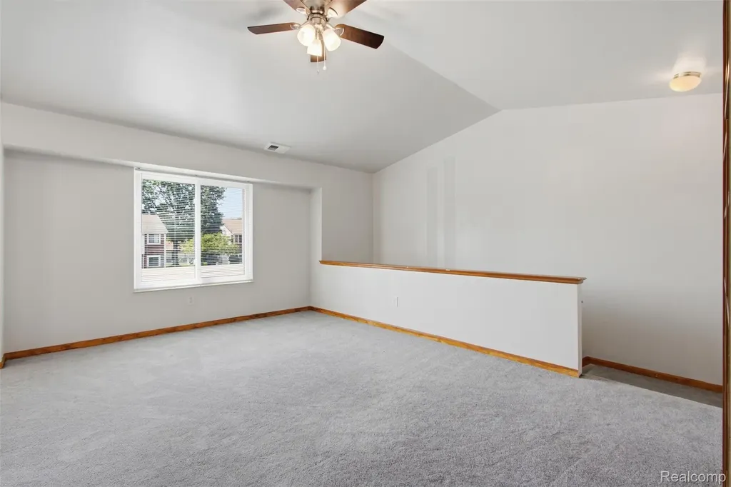 17447 Utica Oaks Lane Roseville City MI 48066