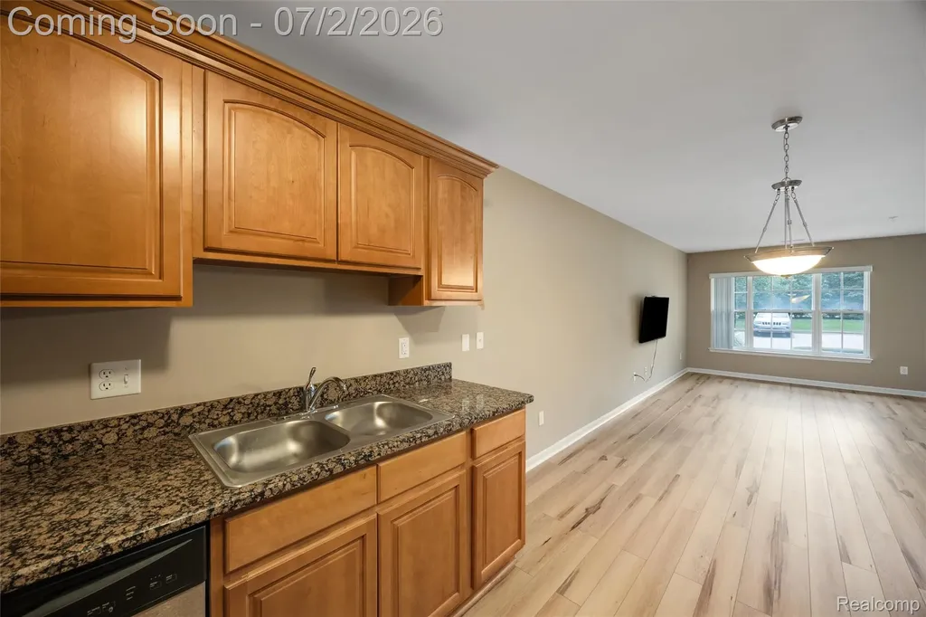 11325 N Woods Drive Shelby Charter Township MI 48317