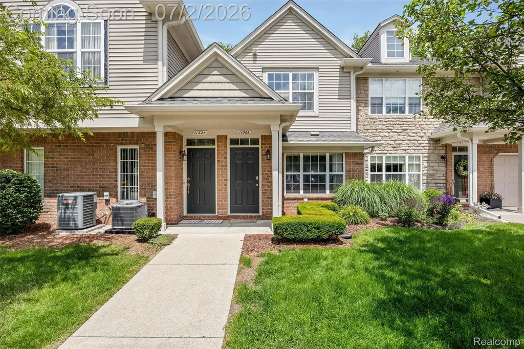 11325 N Woods Drive Shelby Charter Township MI 48317