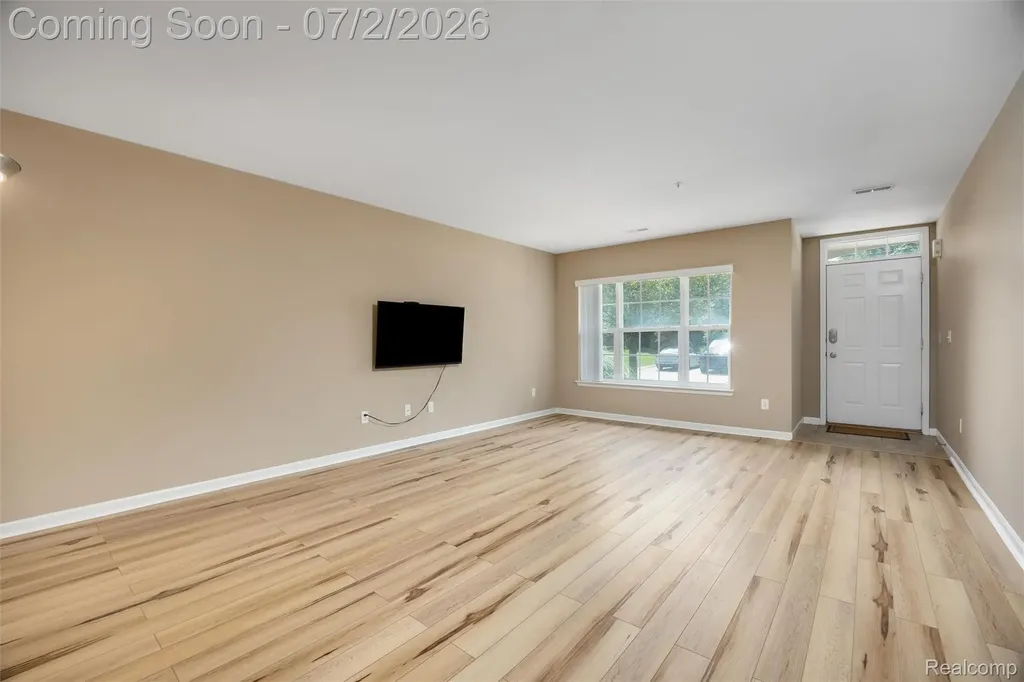 11325 N Woods Drive Shelby Charter Township MI 48317