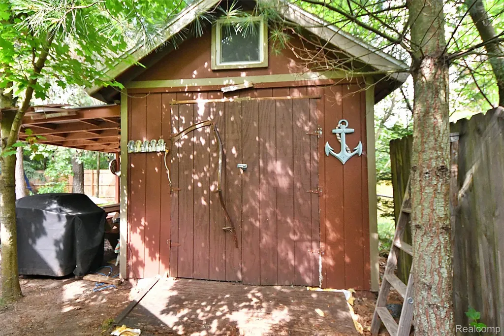 1103 Tanglewood Drive Richfield Township MI 48656