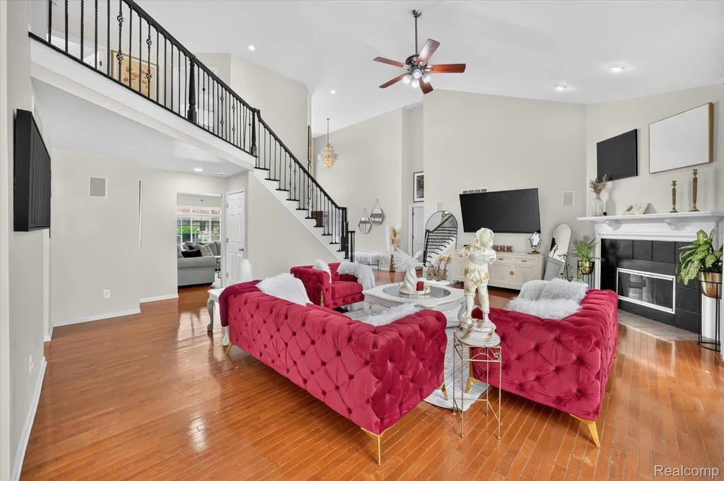 48166 Ellington Drive Macomb Township MI 48044