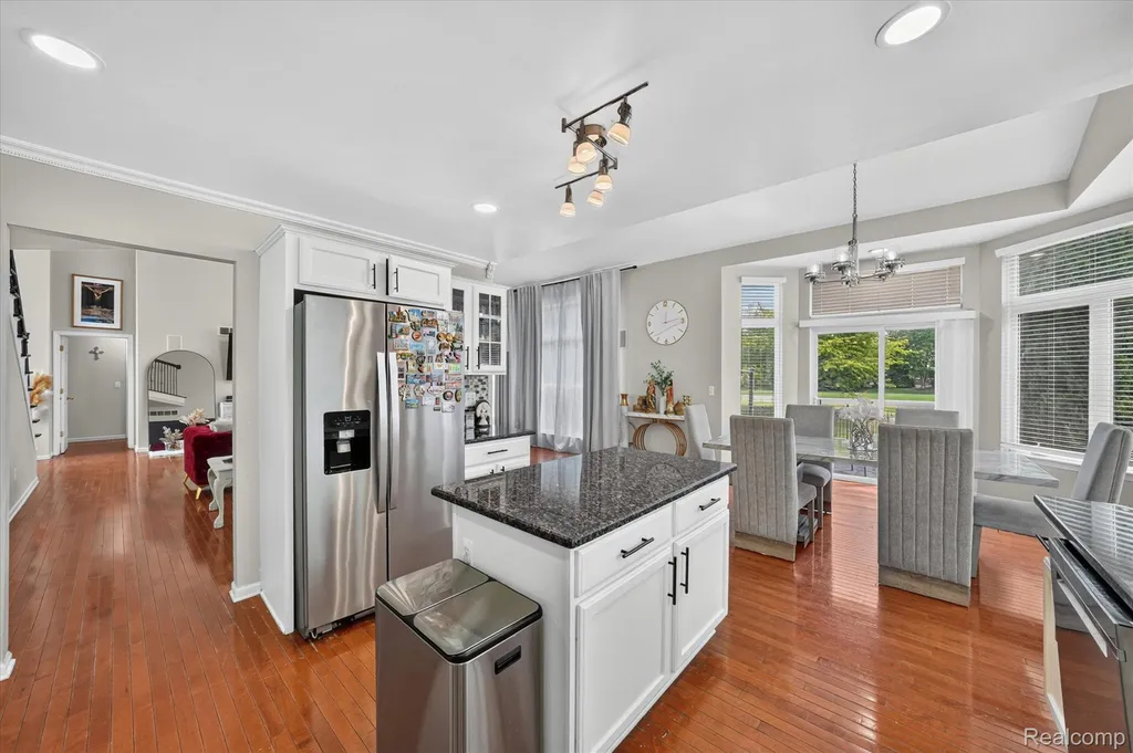 48166 Ellington Drive Macomb Township MI 48044