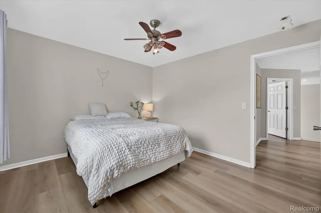 48166 Ellington Drive Macomb Township MI 48044