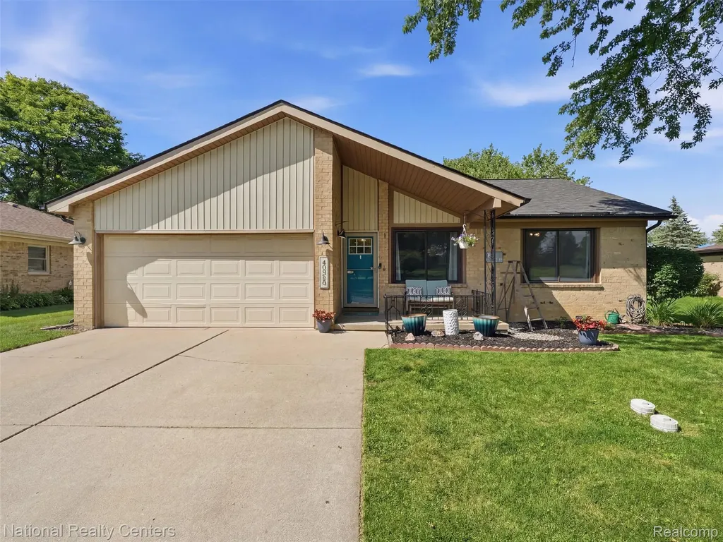 40368 Village Wood Road Novi City MI 48375