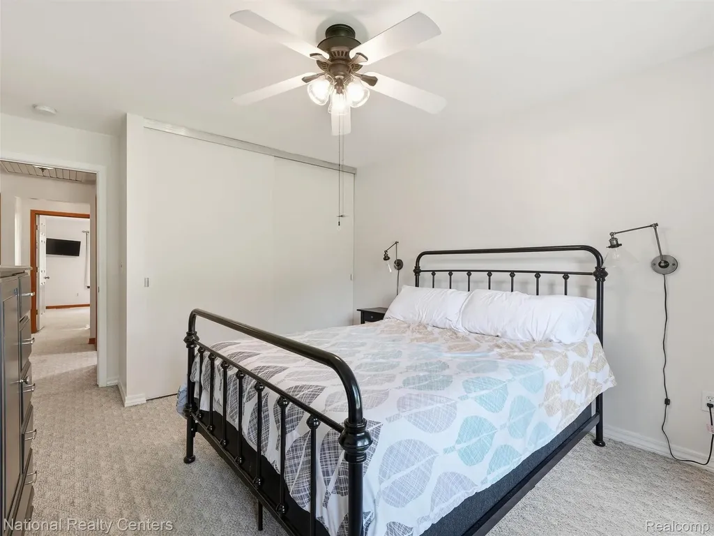 40368 Village Wood Road Novi City MI 48375