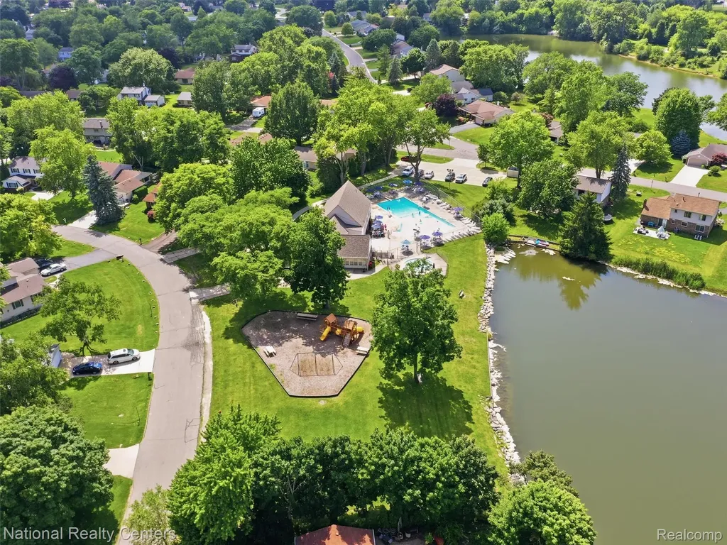 40368 Village Wood Road Novi City MI 48375