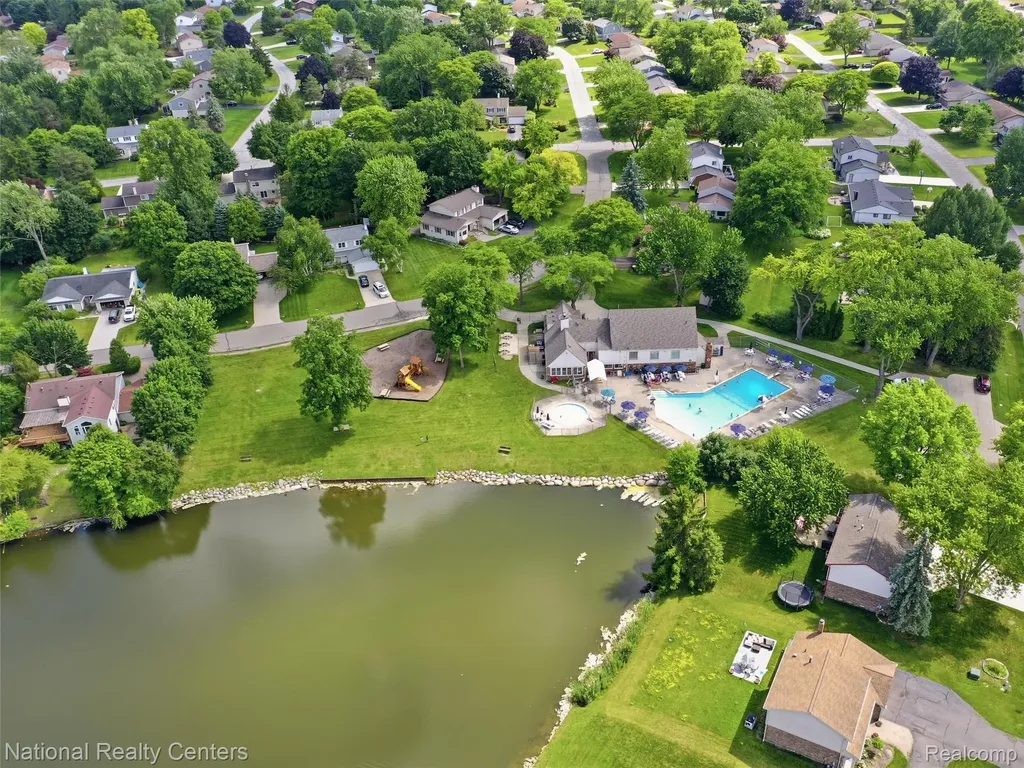 40368 Village Wood Road Novi City MI 48375