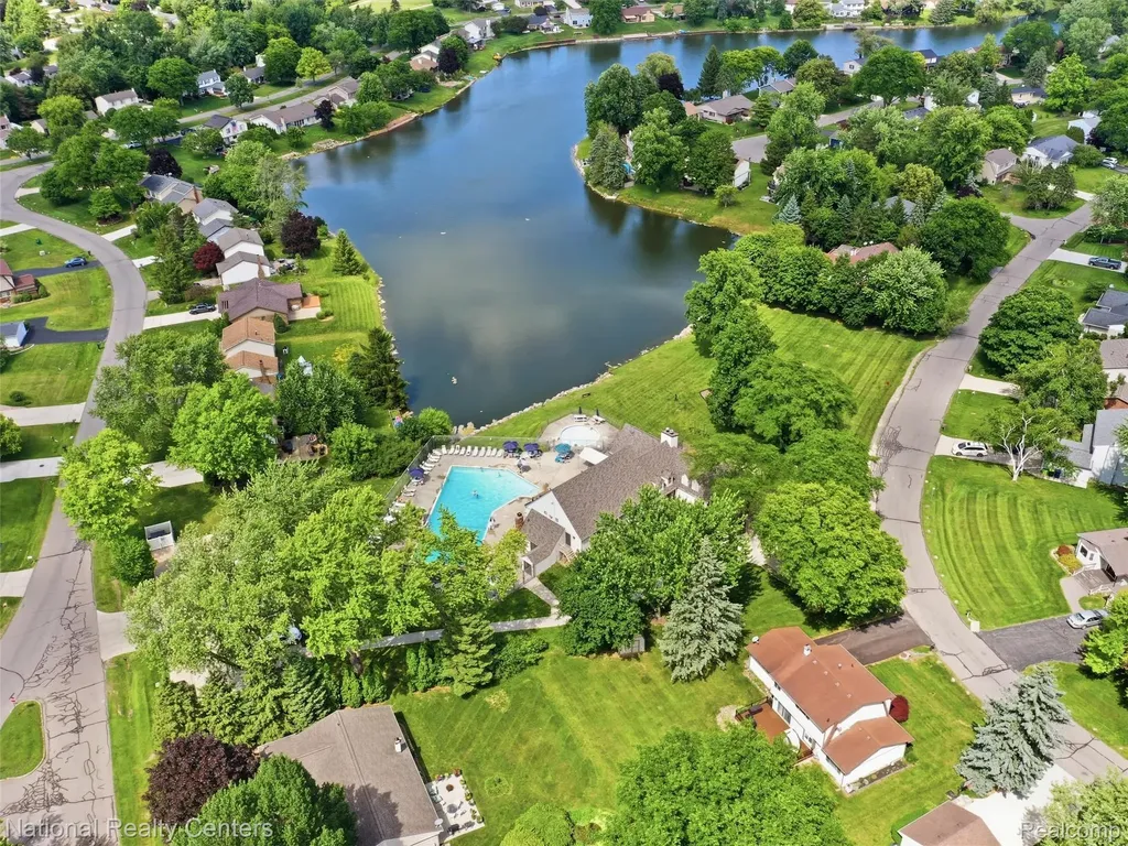 40368 Village Wood Road Novi City MI 48375