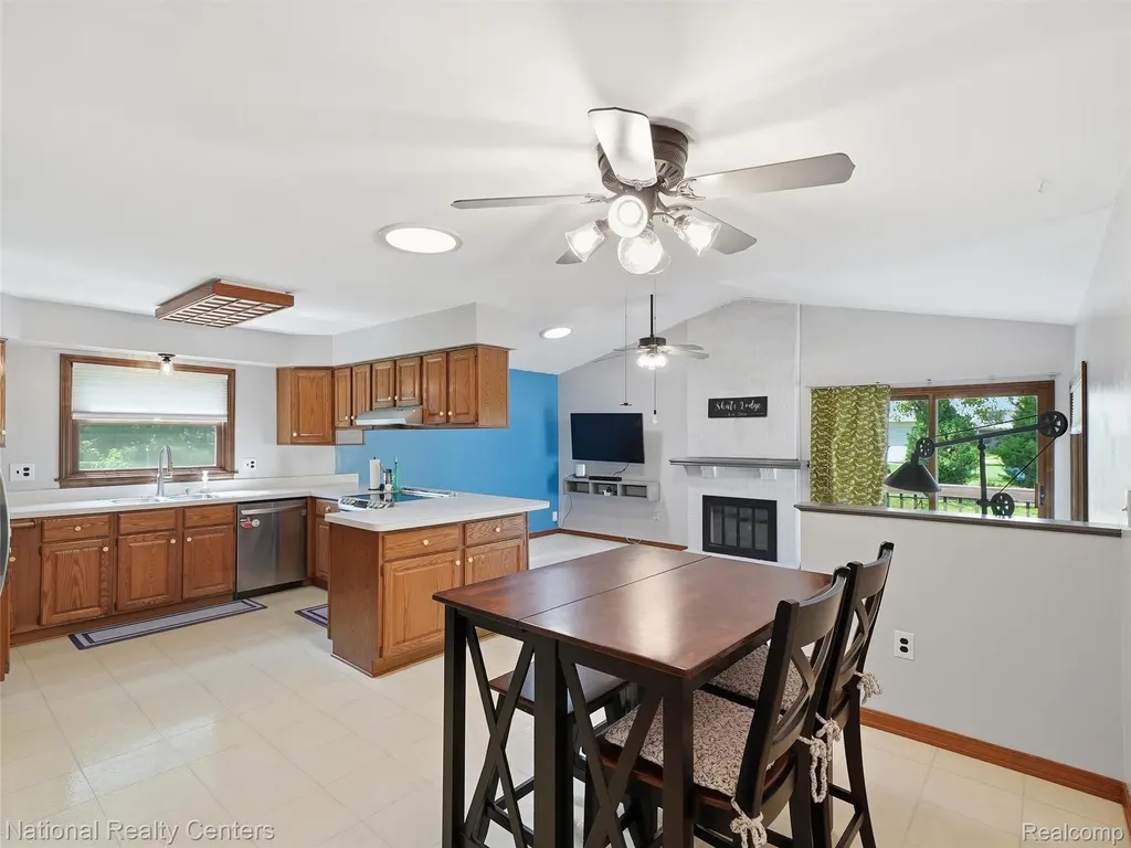 40368 Village Wood Road Novi City MI 48375