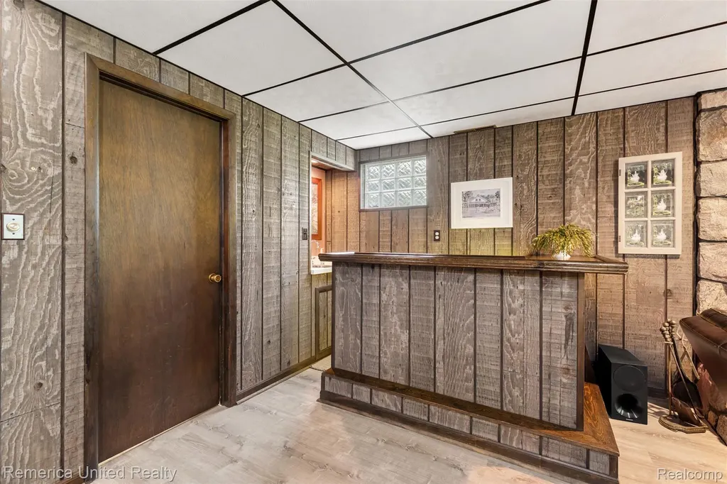 8763 Bishop Road Green Oak Township MI 48116