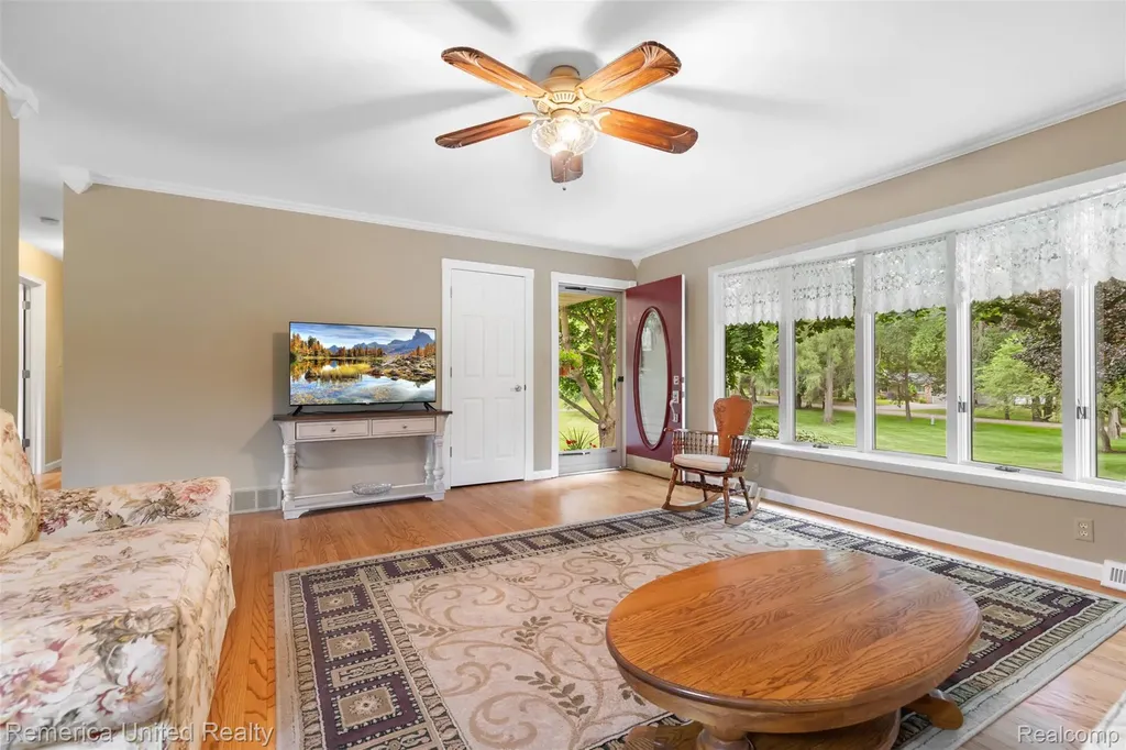 8763 Bishop Road Green Oak Township MI 48116
