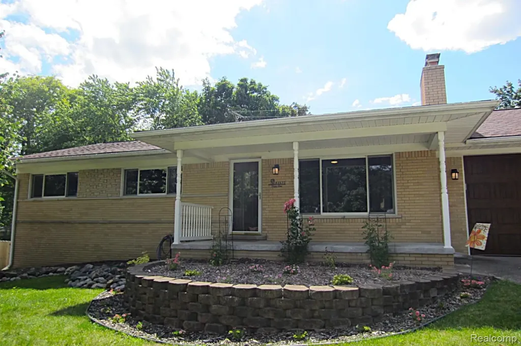 52477 Pappy Lane Shelby Charter Township MI 48316