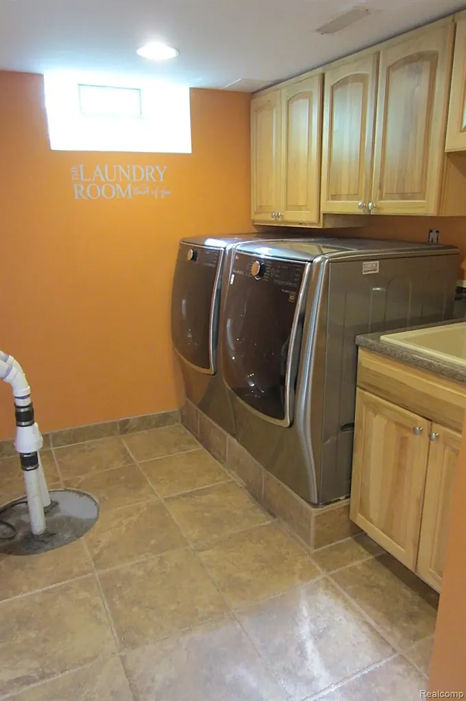 52477 Pappy Lane Shelby Charter Township MI 48316