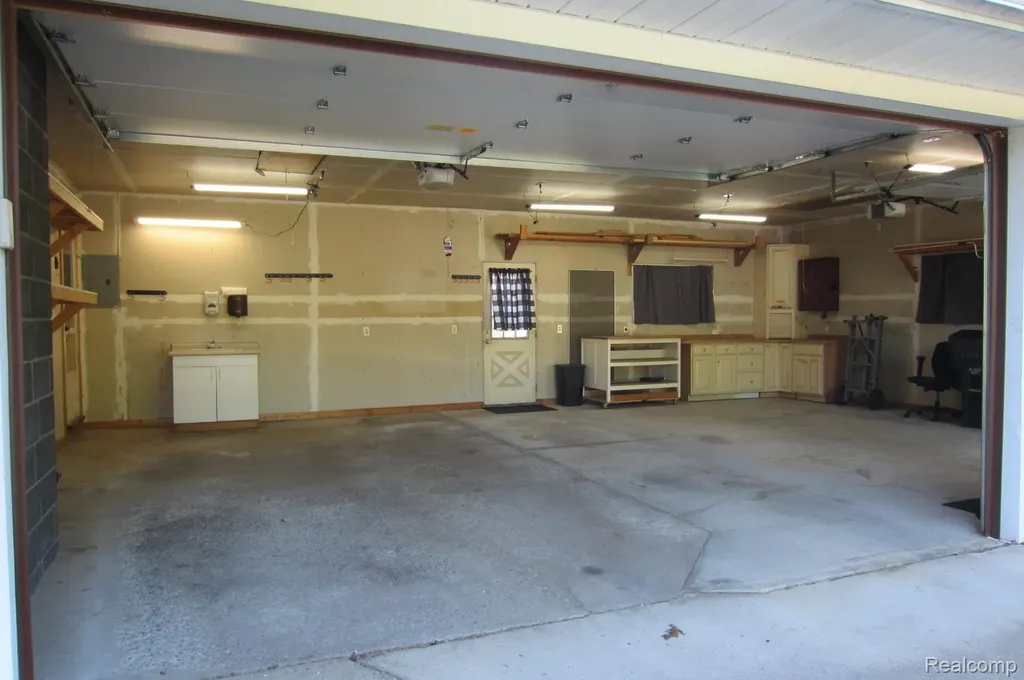 52477 Pappy Lane Shelby Charter Township MI 48316