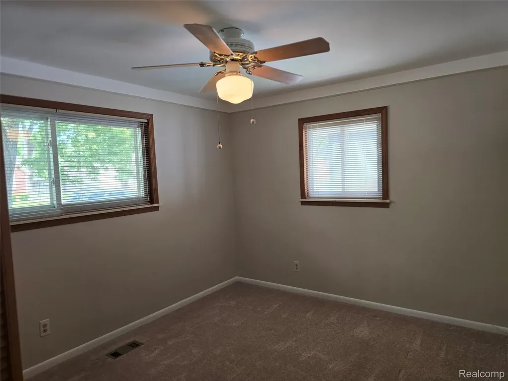 4663 Ziegler Street Dearborn Heights City MI 48125