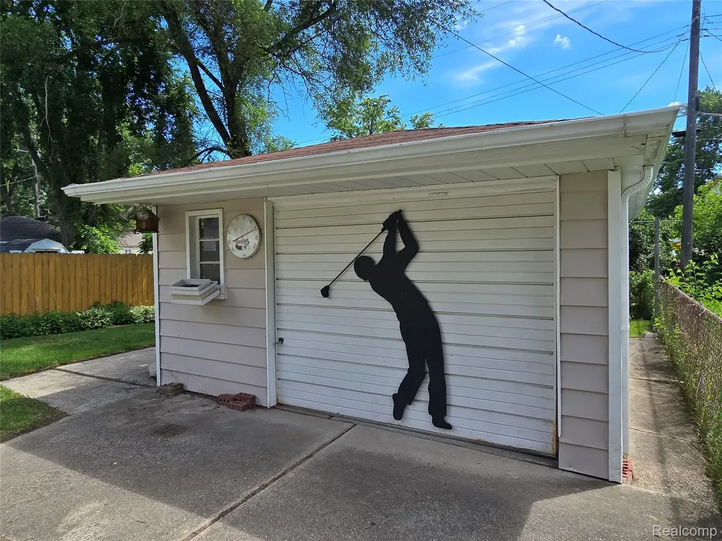 4663 Ziegler Street Dearborn Heights City MI 48125