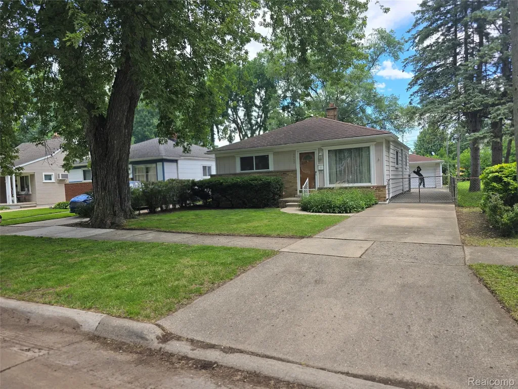 4663 Ziegler Street Dearborn Heights City MI 48125