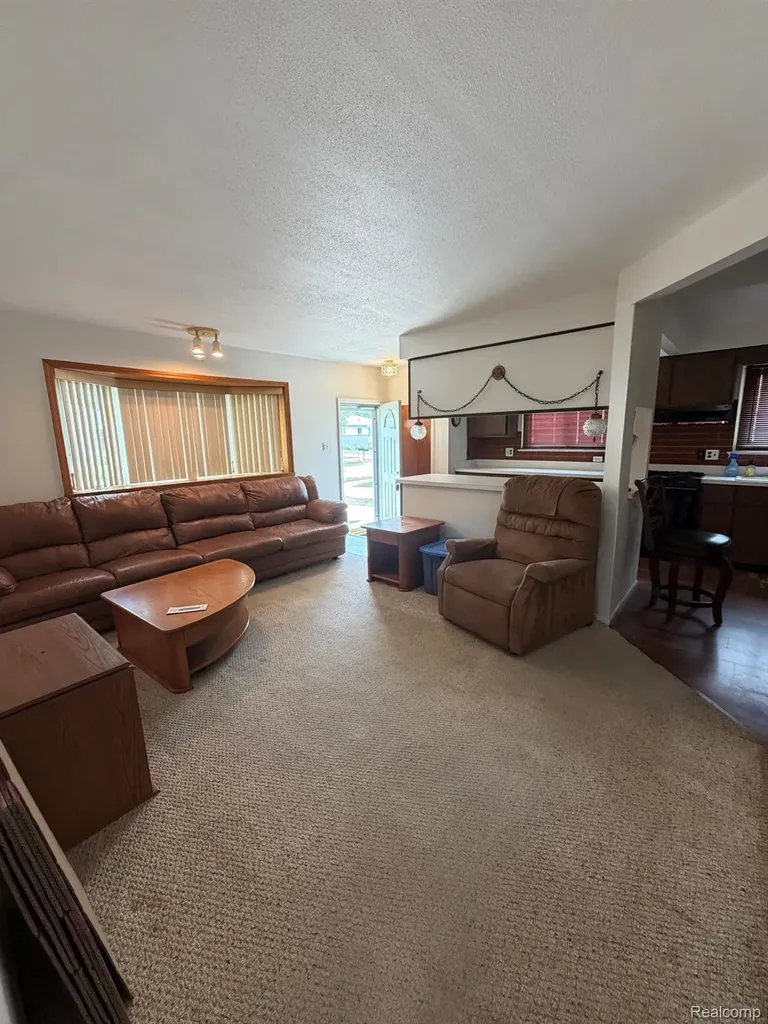23739 Lakewood Street St. Clair Shores City MI 48082