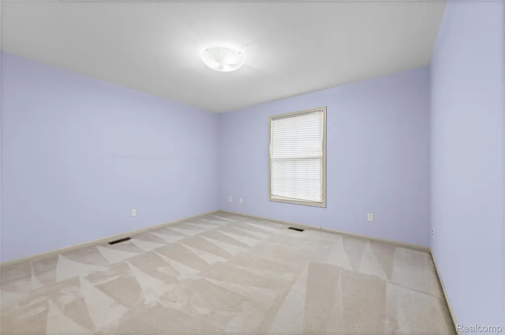 1885 Wyngate Drive Troy City MI 48098
