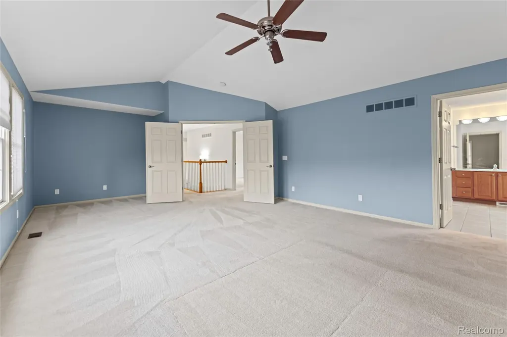 1885 Wyngate Drive Troy City MI 48098