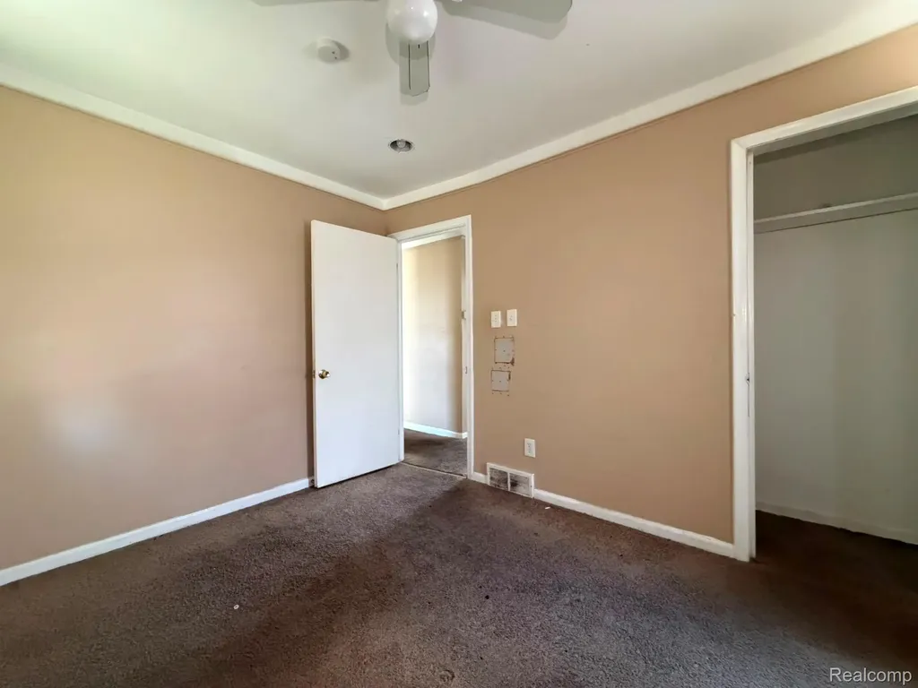 12231 Vaughan Street Detroit City MI 48228