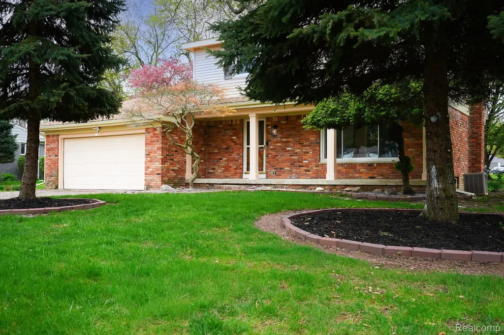 4156 Mccandlish Road Grand Blanc Charter Township MI 48439