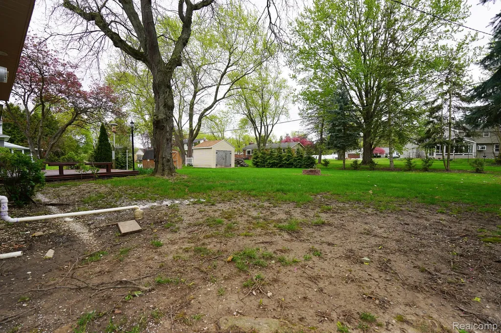 4156 Mccandlish Road Grand Blanc Charter Township MI 48439