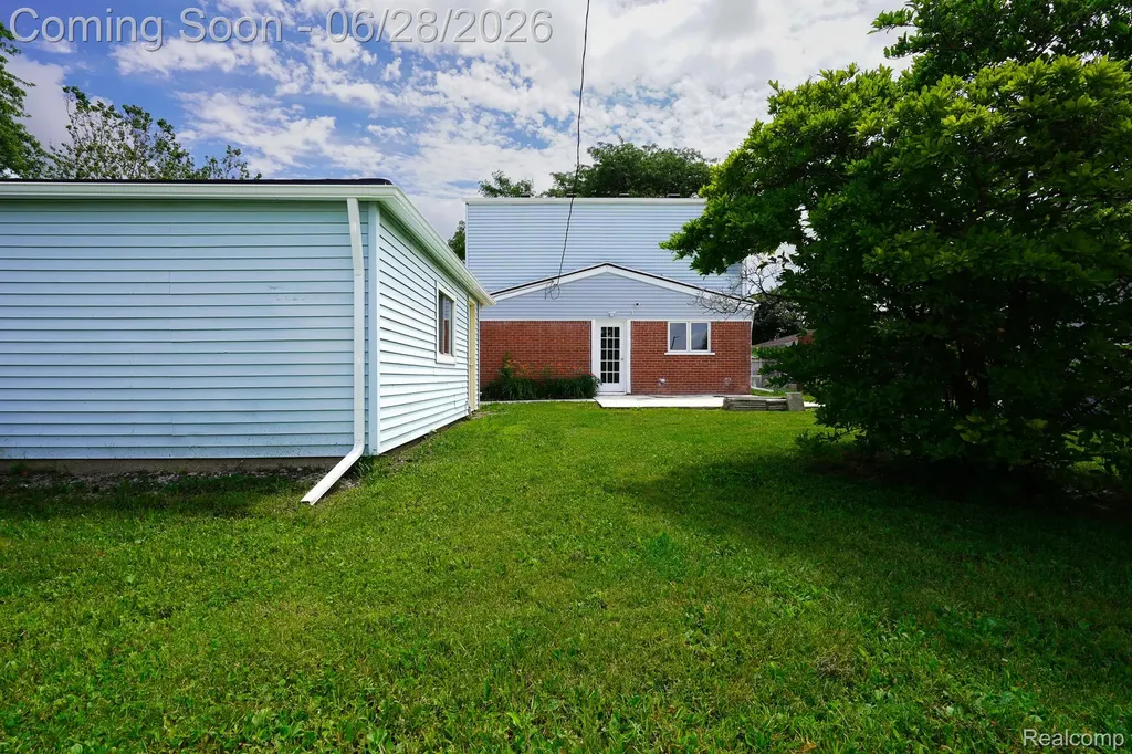 15646 Selwyn Street Southgate City MI 48195