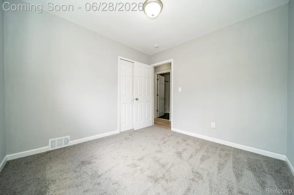 15646 Selwyn Street Southgate City MI 48195