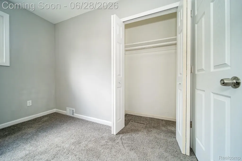 15646 Selwyn Street Southgate City MI 48195