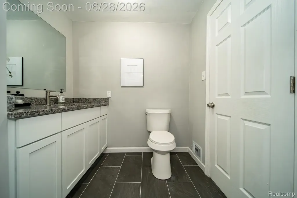 15646 Selwyn Street Southgate City MI 48195