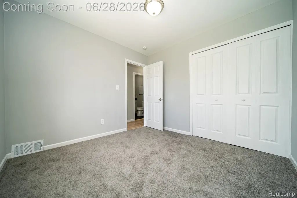 15646 Selwyn Street Southgate City MI 48195